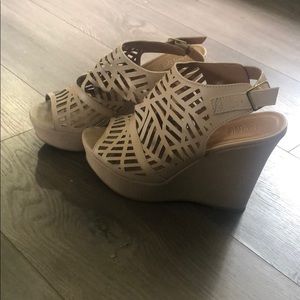 Charlotte Russe Wedges! Size 9🎊